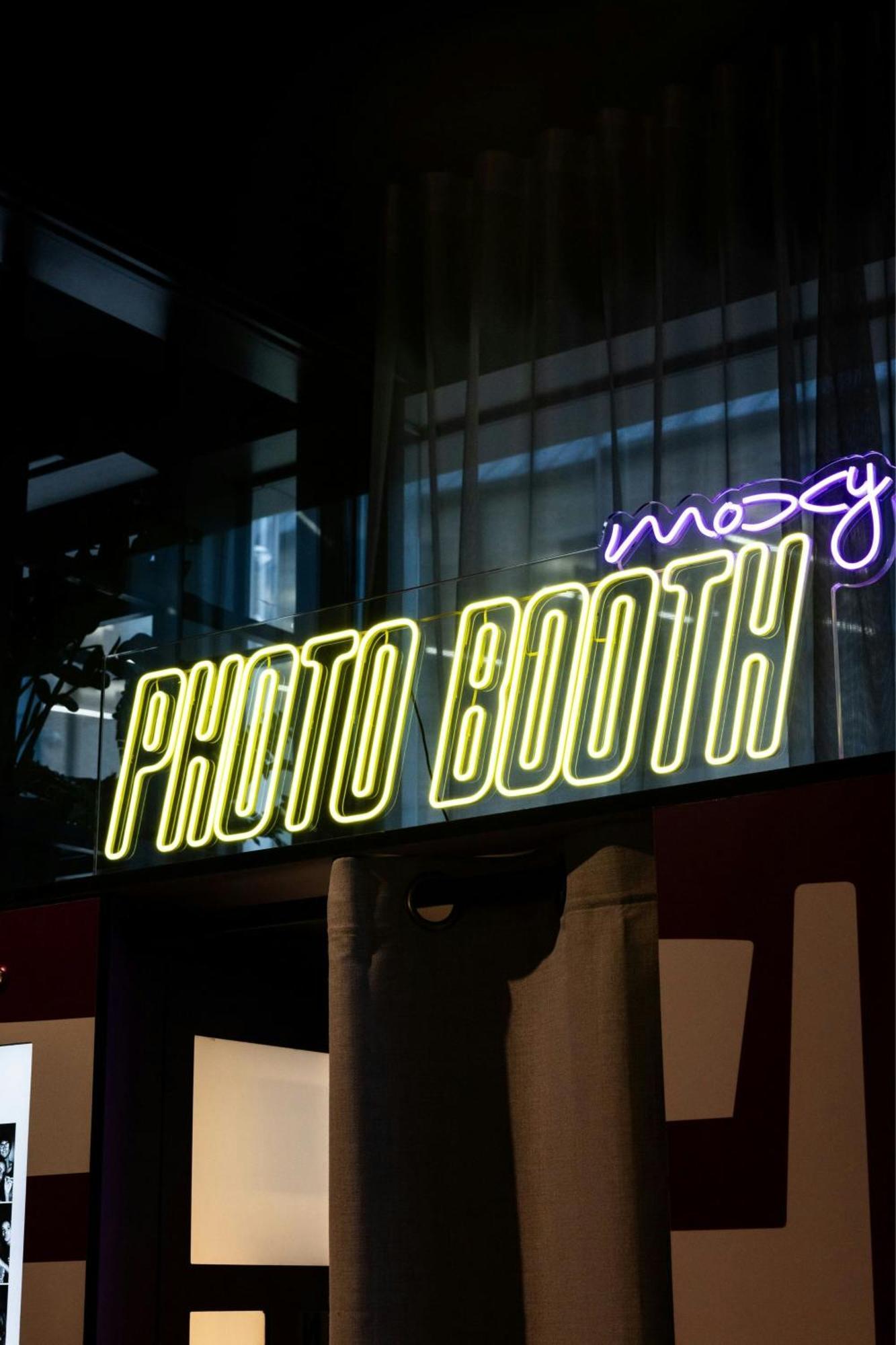 Moxy York Hotel Exterior foto
